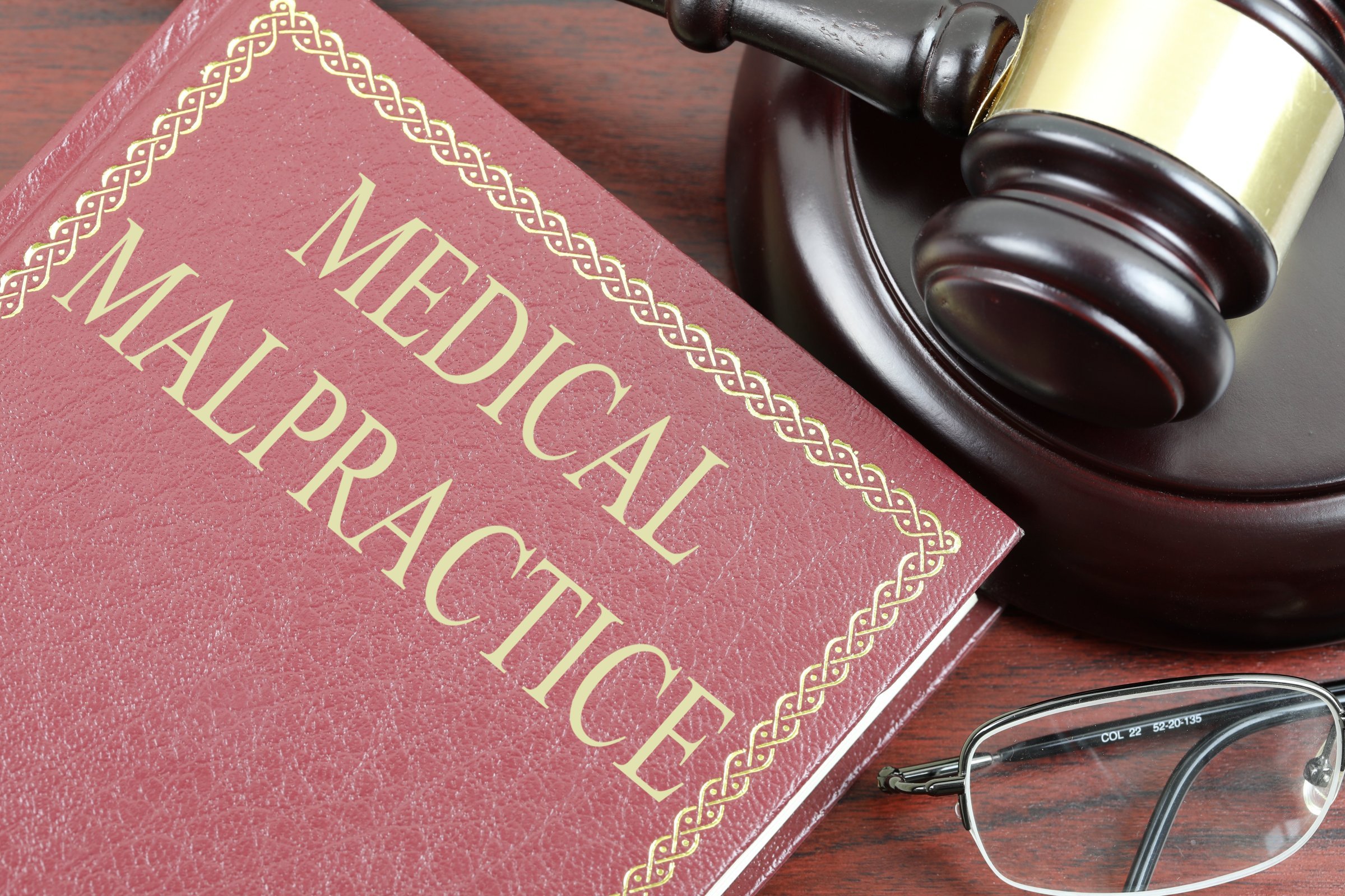 gavel and medical malpractice book
